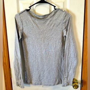 GAP long sleeve shirt